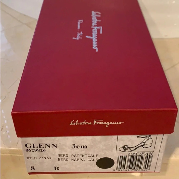 New Salvatore Ferragamo Glenn Anklel Shoes size 8 - Picture 8 of 8